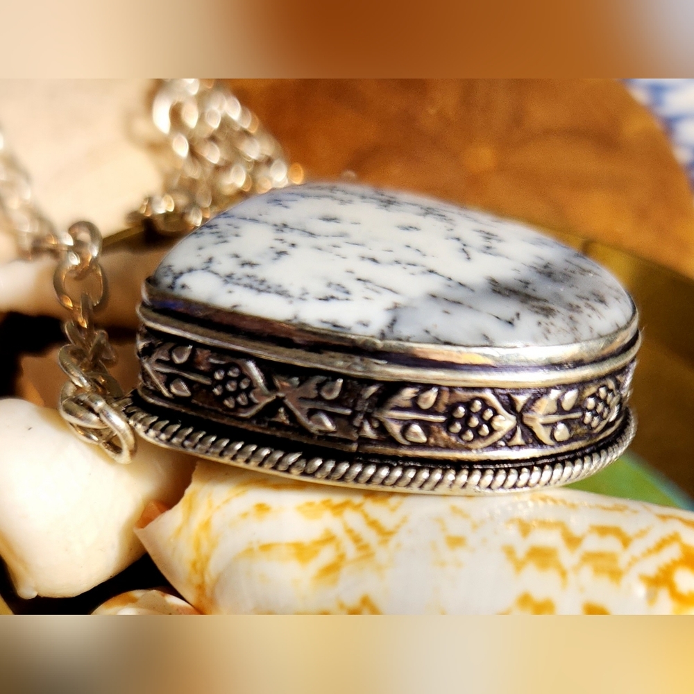 Huge, Victorian-Style, Chunky Dendritic Opal Cabochon Necklace.